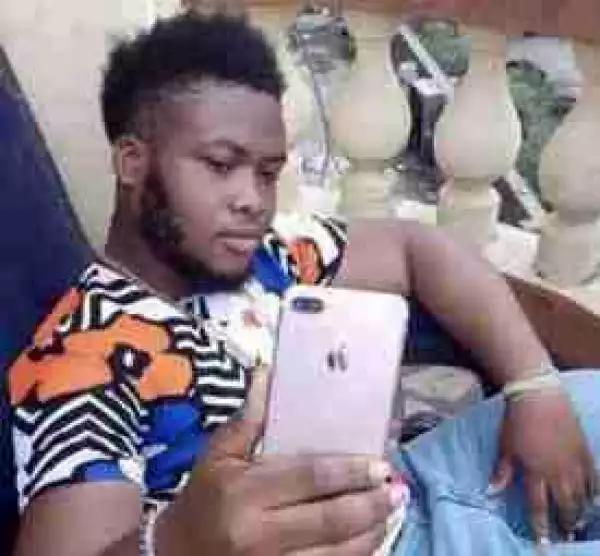 Nigerian Man Flaunts His Achievement, " iPhone 7 ". Comes For His 